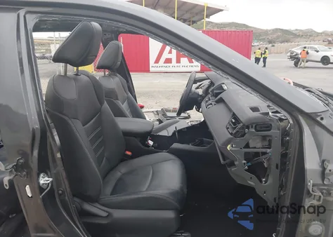 2021 Toyota Rav4 Xle Premium from USA, damaged, VIN 2T3C1RFV5MC105914